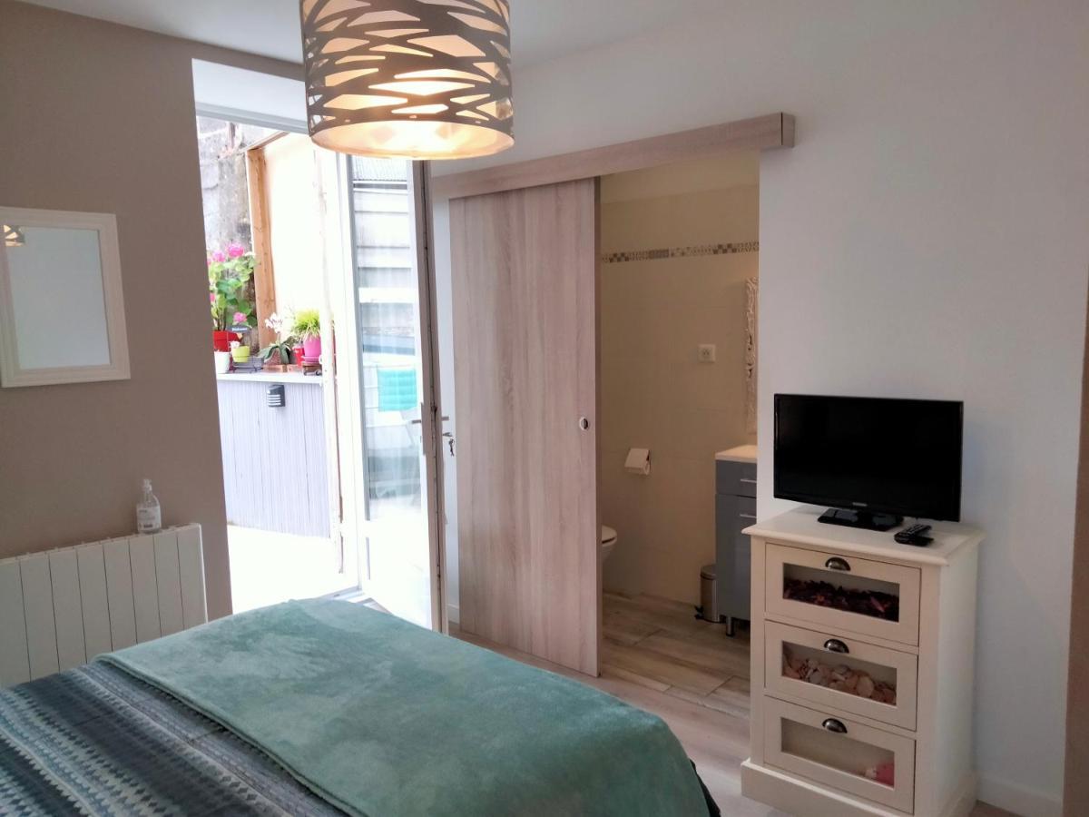 Les Chambres Hautes D'Anastasia Rodez Kültér fotó